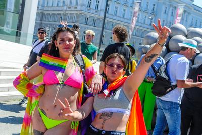 linz, austria, 21 juni 2025, LGBTQ parade linzpride *** linz, ?sterreich, 21 juni 2025, LGBTQ-Parade linzpride Copyright-stock-photo