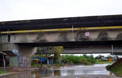 Rain causes disruption in the metropolitan region of Porto Alegre, in Rio Grande do Sul-stock-photo