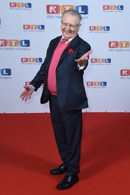 RTL Spendenmarathon 2017 am 24 11 2017 im Mediapark NRW in H?rth Heinz Horrmann beim RTL Spenmaratho-stock-foto