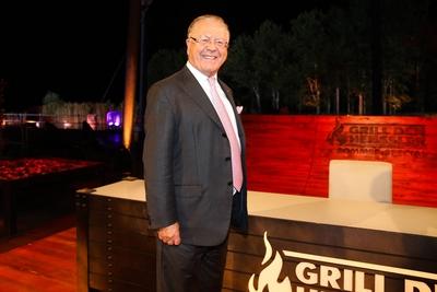 Juror Heinz Horrmann GER VOX TV Aufzeichnung Grill den Henssler Sommer Special von der Seebuehne-stock-foto
