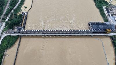 Flood Peak in Rong'an-stock-foto