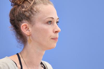 Berlin, Deutschland, 23.06.2025: Bundespressekonferenz: B?rgergeld-Studie - Zwei Jahre B?rgergeld aus Sicht der Betroffe-stock-foto