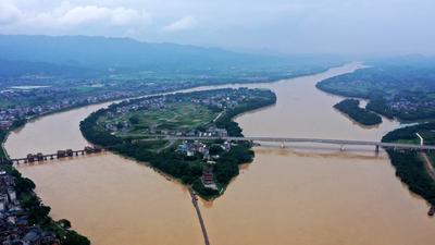 Flood Peak in Rong'an-stock-foto
