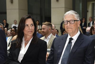 Bill Gates bei der Ehrung mit dem Rathenau Preis in Berlin-stock-photo