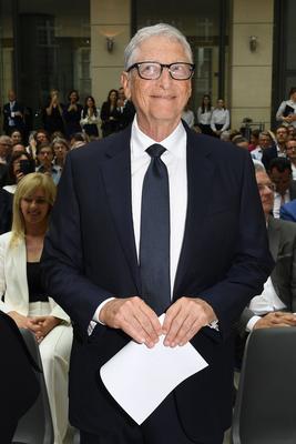 Bill Gates bei der Ehrung mit dem Rathenau Preis in Berlin-stock-photo