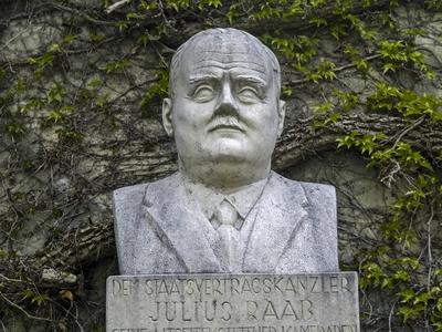B?ste Staatsvertragskanzler Julius Raab ?sterreich NIeder?sterreich Mostviertel *** Bust State Ch-stock-foto