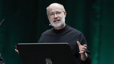 29.10.2023, W?rzburg, Harald Lesch Die vier Jahreszeiten im Klimawandel Lesch und Vivaldi nehmen uns auf eine musikalisc-stock-foto