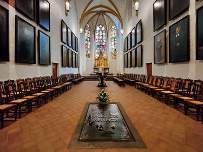 L_Leipzig_Thomaskirche_11.tif Thomaskirche mit dem Grab von Johann Sebastian Bach, Pauliner-Altar und Gemaelde von Super-stock-foto
