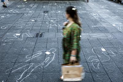 Free Assange Network Stages Flash-Mob in Naples to Honour Journalists Killed in Gaza-stock-foto