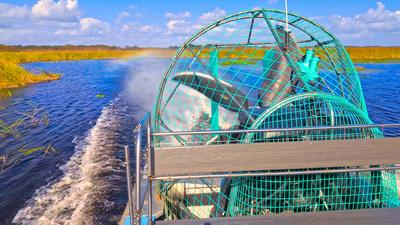 Airboat Ride through the Swamps and grasslands of Florida-stock-foto