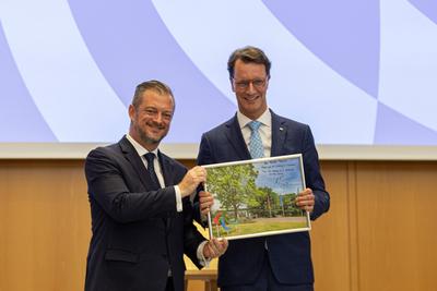 Er?ffnung des IPC Campus in Bonn - 24.06.2025-stock-photo