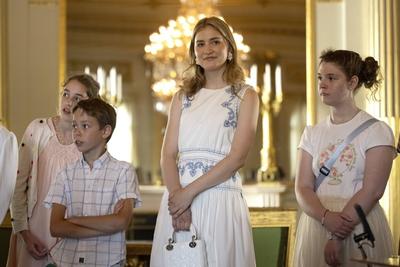 Princess Elisabeth of Belgium welcomes young patients at the Royal Palace-stock-foto