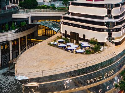 SHANGHAI, CHINA - JUNE 25: Louis Vuitton (LV) unveils its monumental ship-shaped structure, a new conceptual landmark, a-stock-foto