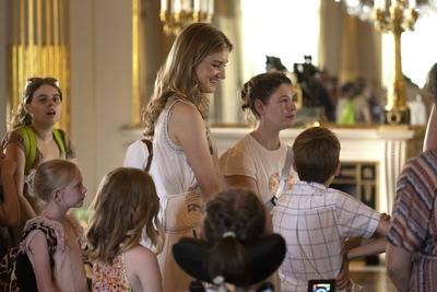 Princess Elisabeth of Belgium welcomes young patients at the Royal Palace-stock-foto