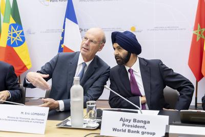 Debate as part of the 12th Paris Forum-stock-foto