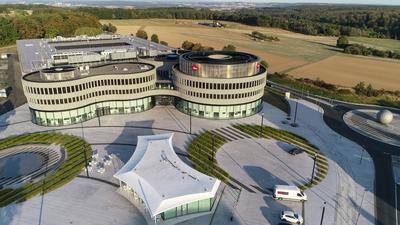 Leitz-Park Wetzlar, Hauptsitz der Leica Camera AG Wirtschaft, Leitz-Park Wetzlar, Leica Camera AG, Regionale Wirtschaft,-stock-photo