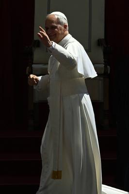 ITALY -   POPE LEO XIV  LEADS AN AUDIENCE ON THE INETRENATIONAL DAY AGAINST DRUG ABUSE AND ILLICIT TRAFFICKING IN SAN DAMASO COURTYARD IN  THE VATICAN   - 2025/6/26-stock-foto