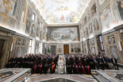 ITALY -   POPE LEO XIV  RECEIVES  PLENARY MEETING OF THE MEETING IT THE WORKS FOR AID TO THE ORIENTAL CHURCHES (RAOCO) IN PRIVATE AUDIENCE  AT  THE VATICAN   - 2025/6/26-stock-foto