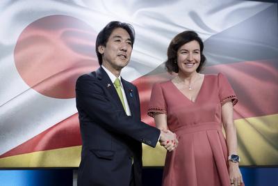 Dorothee B?r, Bundesministerin, Minoru Kiuchi, japanischer Staatsminister-stock-foto