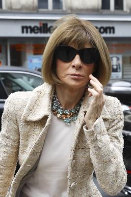 Anna Wintour CELEBRITES : Arrivee defile Dries Van Noten - Paris Pret a Porter Primtemps Ete - 25/09/2019 GwendolineLeGo-stock-photo