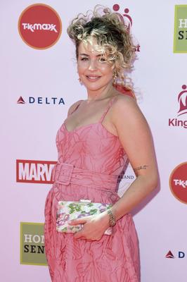 Lydia Bright-stock-foto
