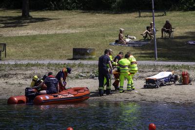 Wasserrettung ?bung-stock-foto