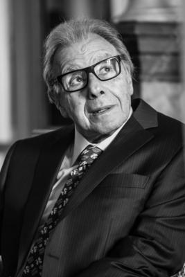 213326 Serge Arnal Starface 2016 11 10 Paris France Lalo Schifrin compositeur de musique de film-stock-photo
