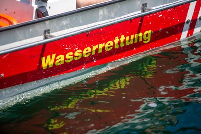 Wasserrettung ?bung-stock-foto