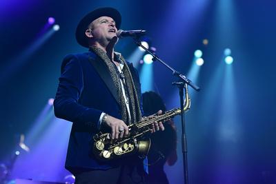 Night of the Proms am 30.11.2019 in der Westfalenhalle in Dortmund Todd Cooper ( Saxophonist und S?nger Alan Parsons Liv-stock-photo