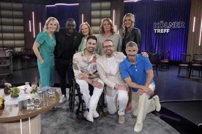 Susan Link, Nelson Müller, Brigitte Antonius, Tan Çağlar, Verena-Kristina Kirchberg-Bruckmann, Ross Antony, Laura Karasek, Micky Beisenherz-stock-foto