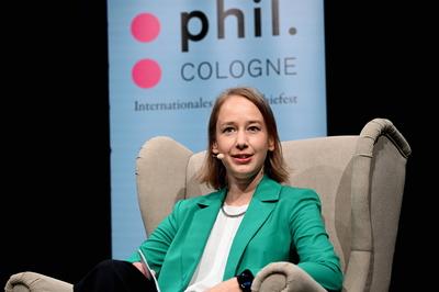 phil.cologne -  Sibylle Anderl-stock-foto