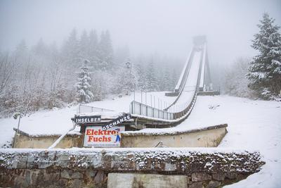 Brotterode, 071221 , Die letzte Skisprung-?Chance?! B?rgermeister k?mpft um 3 Millionen Euro Im Bild: Inselbergschanze B-stock-foto