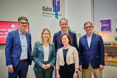 SPD-Bundesparteitag - Verena Hubertz-stock-foto