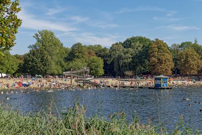 Orankesee, Hohensch?nhausen, Lichtenberg, Berlin , Deutschland, Sommer in Berlin, Orankesee, Strandbad, Sandstrand, Bade-stock-photo