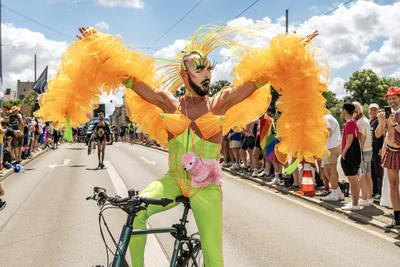 CSD 2025, Drag Queen auf der Reichenbachbr?cke, bunte Vielfalt bei der gro?en Politparade, M?nchen, 28. Juni 2025-stock-photo