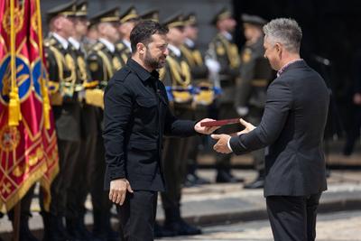 Ukrainian President, Volodymyr Zelenskyy, awards distinguished individuals the highest state awards-stock-photo