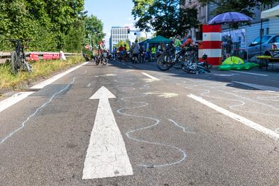 Fahrraddemonstration NORIS BIKING auf dem Frankenschnellweg, N?rnberg, 28.06.2025-stock-foto