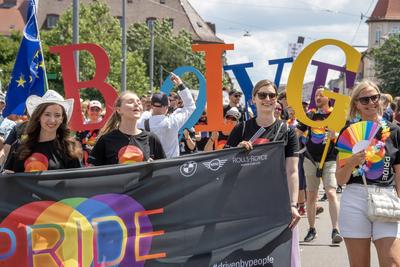 CSD 2025, gro?e Politparade, hier in der Fraunhoferstra?e, H?hepunkt der Pride Weeks, M?nchen, 28. Juni 2025-stock-photo