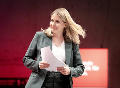 SPD-Bundesparteitag - Verena Hubertz-stock-foto