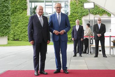 Bundeskanzler Merz empfaengt den Oesterreichischen Bundeskanzler Stocker-stock-foto
