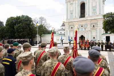 Ukrainian President, Volodymyr Zelenskyy, awards distinguished individuals the highest state awards-stock-photo