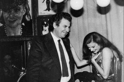 Archiv Mikis Theodorakis Milva Muenchen 1980-90 Archiv Motive Kays Bistro Gaeste Muenchen *** Archive Mikis Theodorakis-stock-photo