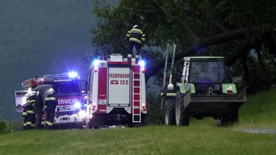 Wetterchaos in Mitteleuropa. Unwetter zogen ?ber weite Teile Deutschland und ?sterreich hinweg. In ?sterreich gab der Ka-stock-foto