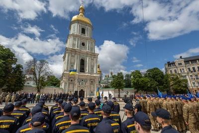 Ukrainian President, Volodymyr Zelenskyy, awards distinguished individuals the highest state awards-stock-photo