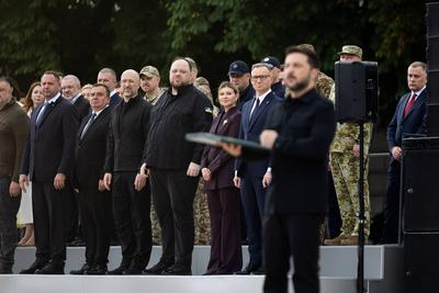 Ukrainian President, Volodymyr Zelenskyy, awards distinguished individuals the highest state awards-stock-photo