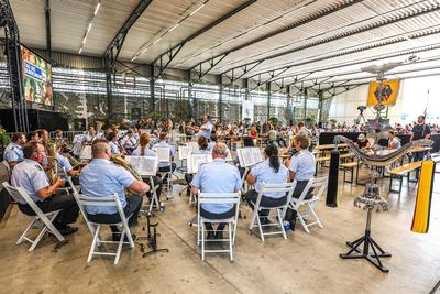 Zehntausende Besucher beim Tag der Bundeswehr in B?ckeburg-stock-foto