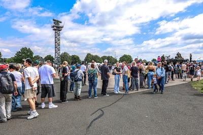 Zehntausende Besucher beim Tag der Bundeswehr in B?ckeburg-stock-foto