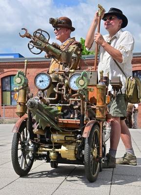 5. Steampunk-Fest im Industriemuseum Chemnitz!-stock-foto