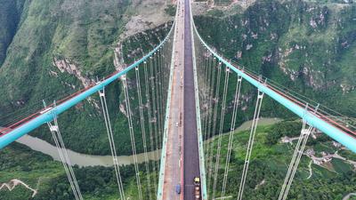 World Highest Bridge Huajiang Canyon Bridge-stock-foto