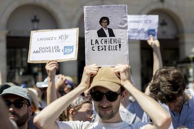 Demonstration to protest against the proposed reform of public broadcasting-stock-photo